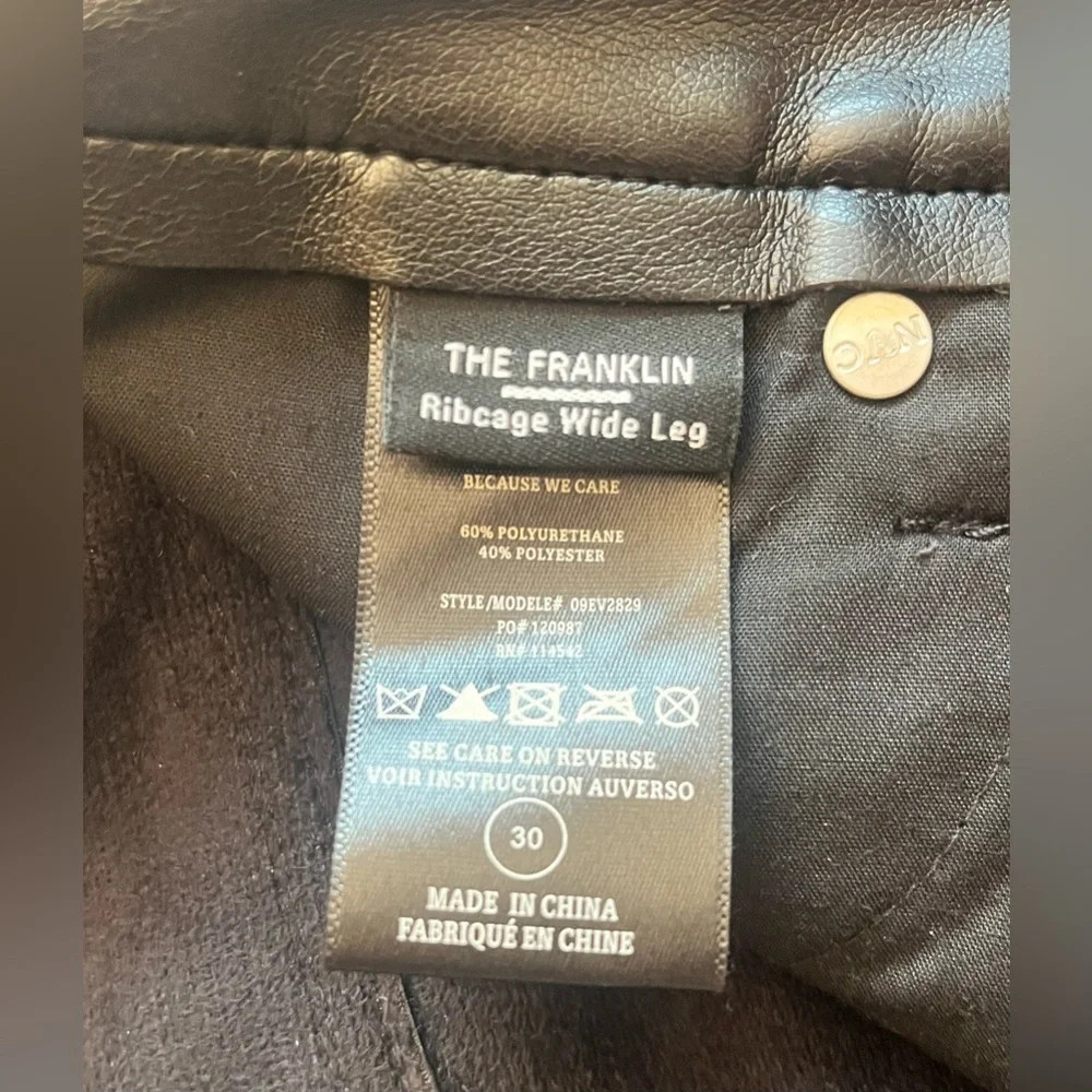 Blank NYC Black Faux Leather The Franklin Ribcage Wide-Leg Pants Size 30 - Picture 9 of 16